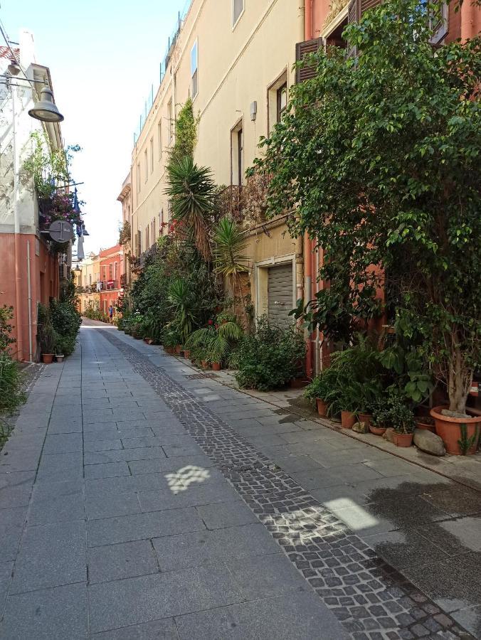 La Casetta Nel Centro Cagliari Extérieur photo